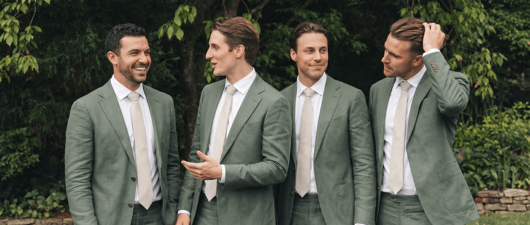 Costume de location vert sauge — Le Vestiaire Blatin