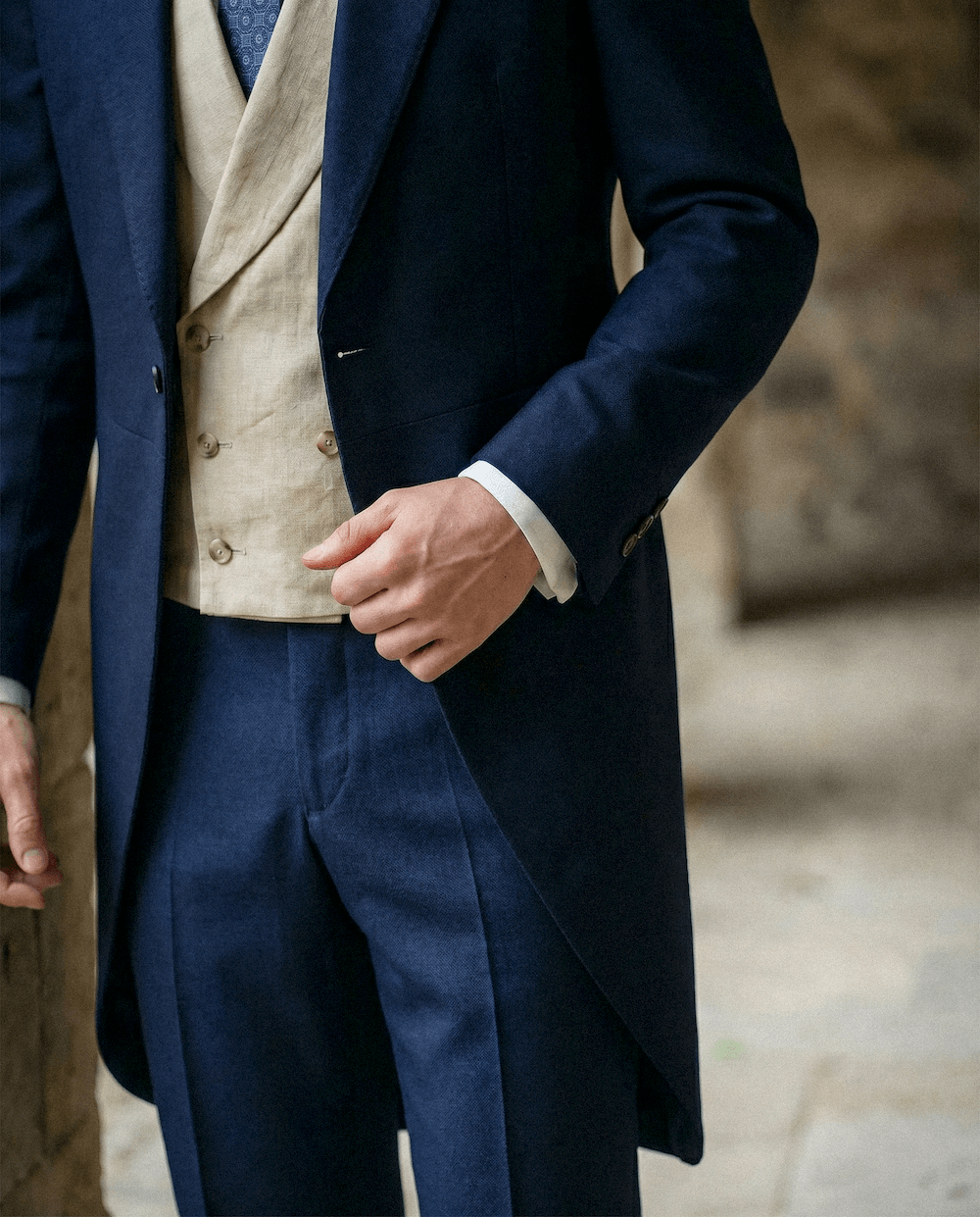 Détail jaquette beige — finitions